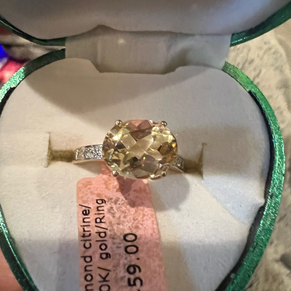 Elegant Diamond Citrine Gold Ring